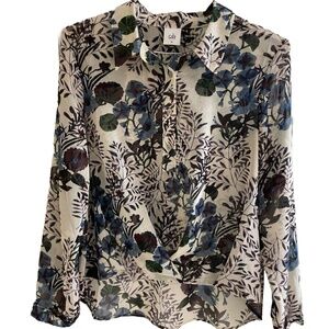 Cabi Victoria Blouse Floral Print Button Front Size M Long Sleeve